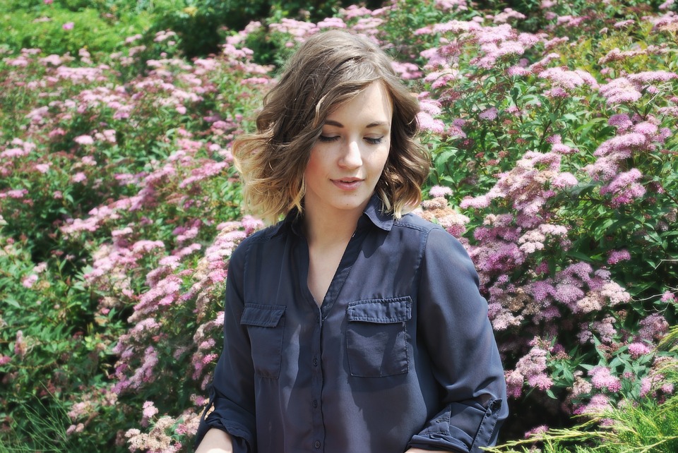 woman wearing blouse